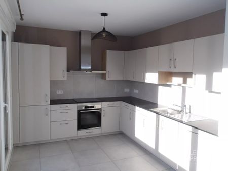 Location Appartement 3 pièces 68m² VEIGY FONCENEX 74140 - Photo 3