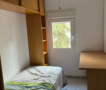 Piso de alquiler en Santa María de Gracia - Foto 3