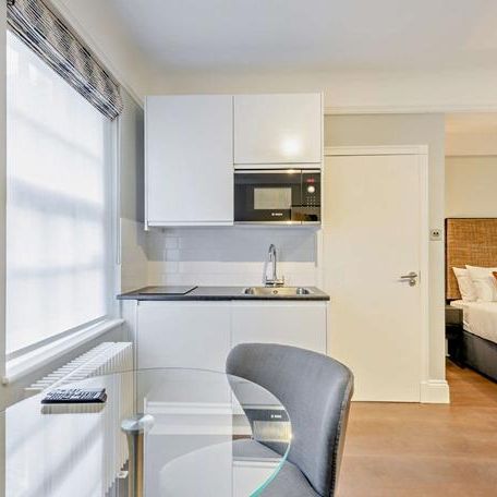 Studio to rent - Photo 1