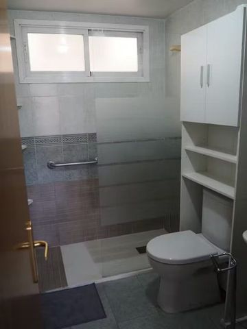 Carrer de Vicente la Roda, Valencia, Valencian Community 46011 - Foto 5