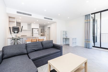 1406/15 Lachlan Street, Waterloo NSW 2017 - Apartment For Rent | Domain - Photo 2