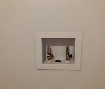 3.5 Au Centre-ville Dans Un Triplex - Photo 3