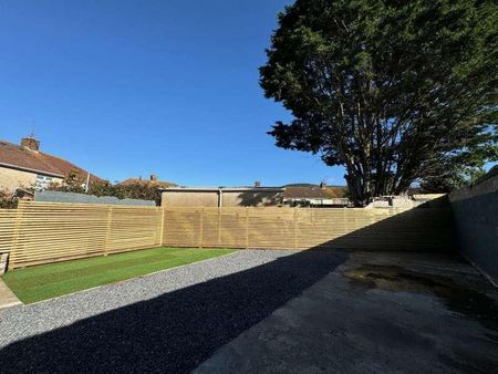 Acacia Close, Port Talbot, SA12 - Photo 5