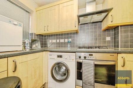 3, Castle Gardens, Ipswich - Photo 5