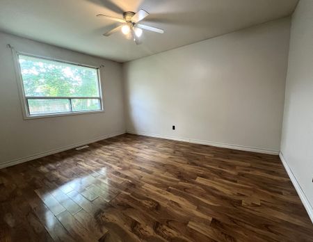 For Lease - 37 Darlingside Drive, Toronto, Ontario - Photo 4