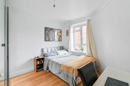 3 bedroom apartment to rent - Photo 2