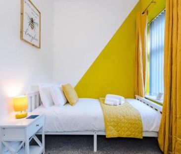 2 bedroom terraced house to rent - Photo 4