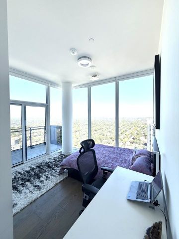 35 Greenfield Avenue condo — Toronto, ON (2-Bedroom) - 2 Bedroom - Photo 4