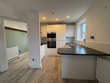 Fabric View, Chesterfield, S42 - Photo 4