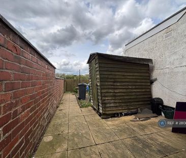 2 bedroom terraced house to rent - Photo 5