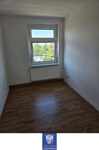 Liebevoll sanierte Familienwohnung in ruhiger Lage in Riesa! - Photo 2