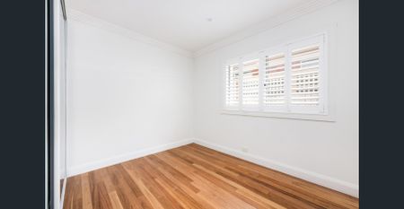 Hampton-Inspired Freshwater Beach Haven - Photo 3