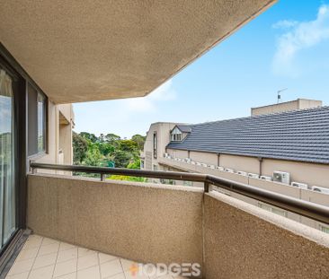 RARE DOUBLE STOREY DELIGHT IN MELBOURNE! - Photo 3