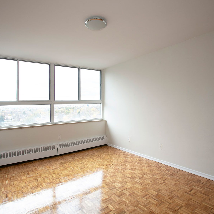 For Lease - 6200 Bathurst Street Unit# 506, Toronto, Ontario - Photo 1