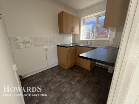 2 bedroom flat to rent - Photo 5