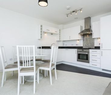 2 bedroom apartment to rent - Photo 3