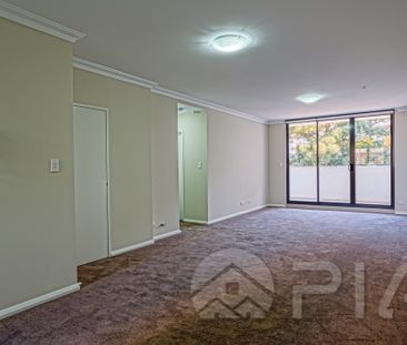 Stylish & Convenient Living in the Heart of Parramatta, rent includ... - Photo 4