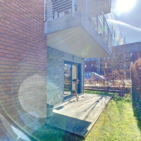 Appartement te huur - Photo 1