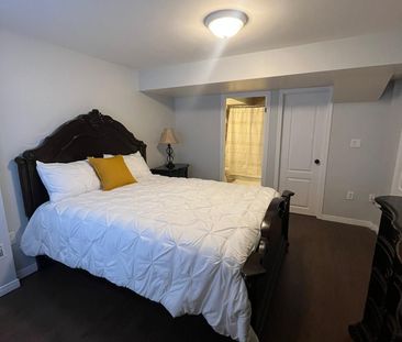 For Lease - 301 Via Romano Boulevard, Vaughan, Ontario - Photo 5