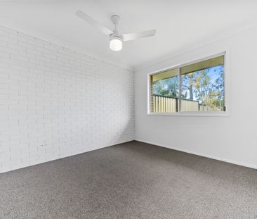 Renovated Duplex - Photo 2