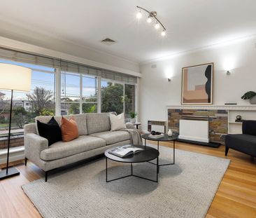 Neat & Tidy 3 Bedroom Home On a "Beach-Side of the Highway" Position! - Photo 6