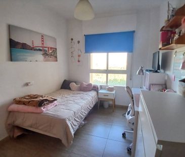 Apartamento de alquiler en Calle Muerdago, Barrio de la Concepción - Photo 3