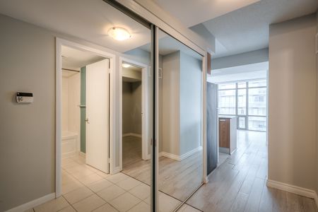 For Lease - 37 Grosvenor Street Unit# 1902, Toronto, Ontario - Photo 3