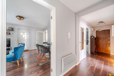 3 bedroom apartment to rent - Photo 3