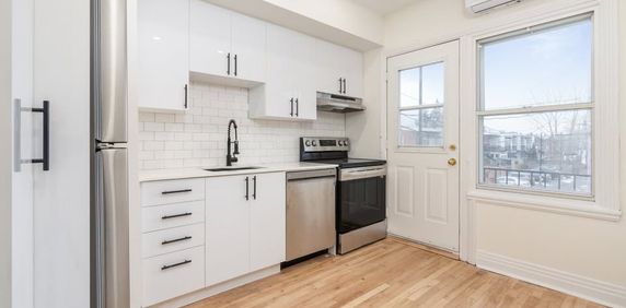 Verdun - 4 1/2 Neuf Avec Parking + Wifi - Photo 2