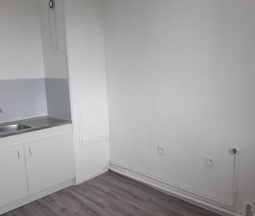 Location Appartement 1 pièce 30m² GRADIGNAN 33170 - Photo 2