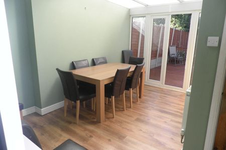 Holman Street - Photo 2