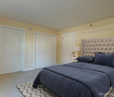 One Bedroom + Den - Photo 3