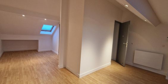 Location Appartement 1 pièce 33m² - Photo 3