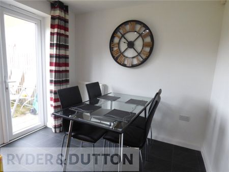 Wren Way, Rochdale, Greater Manchester, OL16 - Photo 2