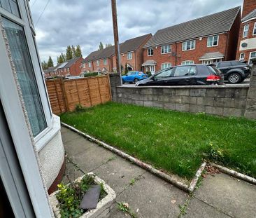 3 bedroom semi-detached house to rent - Photo 3