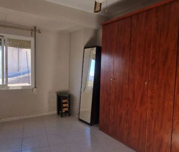 Piso de alquiler en Carrer de San Carlos, Carolinas Bajas - Photo 4