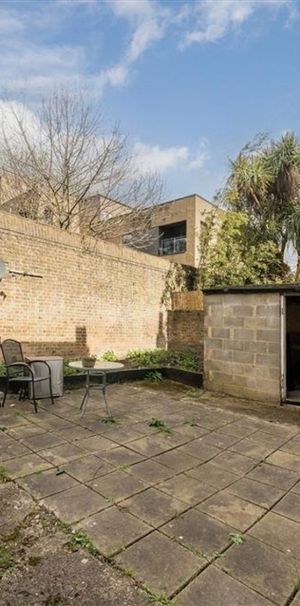 New Cross Road, SE14, London - Photo 1