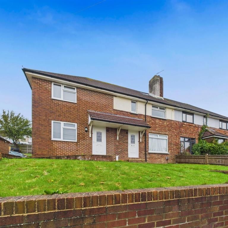 4 bedroom house to rent - Photo 2
