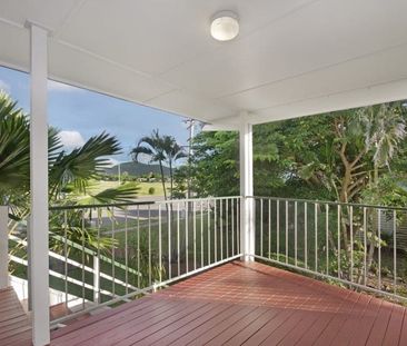 Spacious & Welcoming Family Home - Photo 2