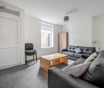 5 bedroom terraced house to rent - Photo 1