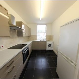 1 bedroom duplex flat in Leeds - Photo 1