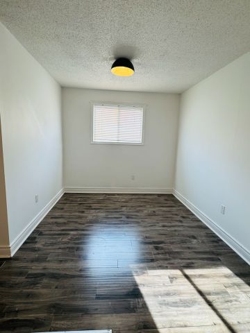 For Lease - 1448 Outlet Drive Unit# 1, Oshawa, Ontario - Photo 5