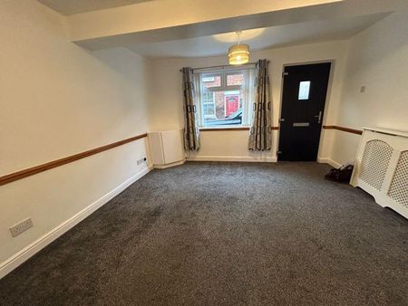 2 bedroom terraced house to rent - Photo 3