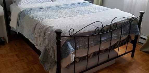 BEAU COTTAGE SEMI JUMELÉ À LOUER POUR LE 1 ER JUILLET - Photo 2