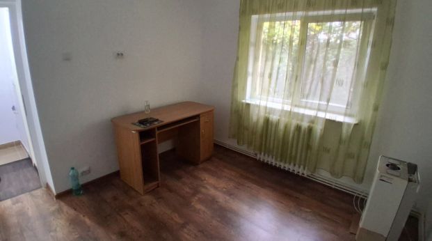 3 camere, decomandat, 65 mp, de inchiriat apartament in zona Pacurari, Pizza Smile, Cod 160398 - Fotografie 1