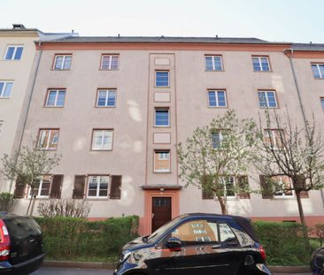 Kaßberg • 3-Zimmer • Sonnenbalkon • Tageslichtbad • Laminat • Stell... - Photo 5