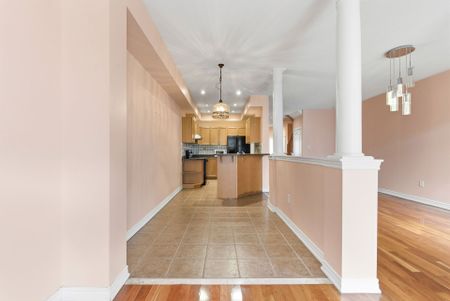 For Lease - 8 Venture Avenue, Richmond Hill, Ontario - Photo 5