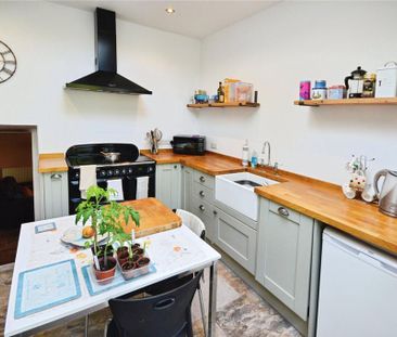 2 bedroom detached house to rent - Photo 3