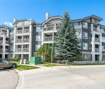 Cozy 1 Bedroom Modern Condo Near MRU | 35 Richard Ct SW, Calgary - Photo 1