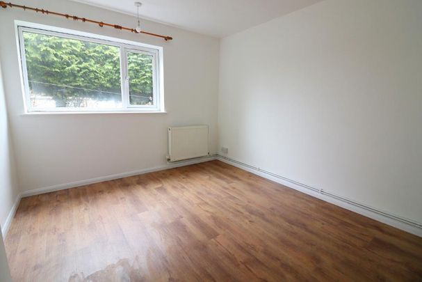 2 Bedroom Maisonette To Rent - Photo 1